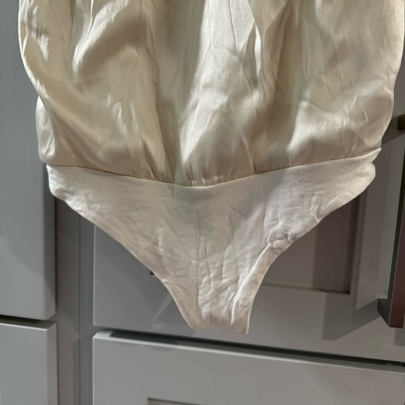 Marciano Ivory Silk‎ Sleeveless Bodysuit w/ Braided Straps Capsule XS - Picture 3 of 8